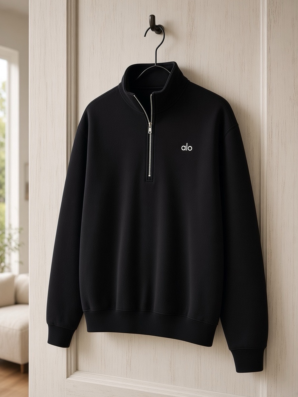 🖤 Alo Black Quarter-Zip Sweater Unisex 🖤 - Picture 3 of 4